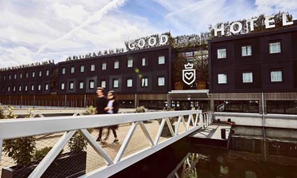 The Floating Hotel Experience – The Good Hotel